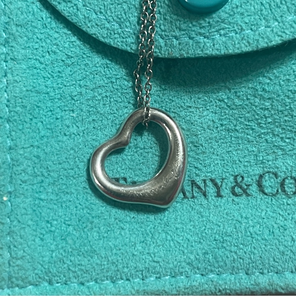 Authentic Tiffany & Co. Sterling Silver 925 Elsa Peretti Open Heart Neck